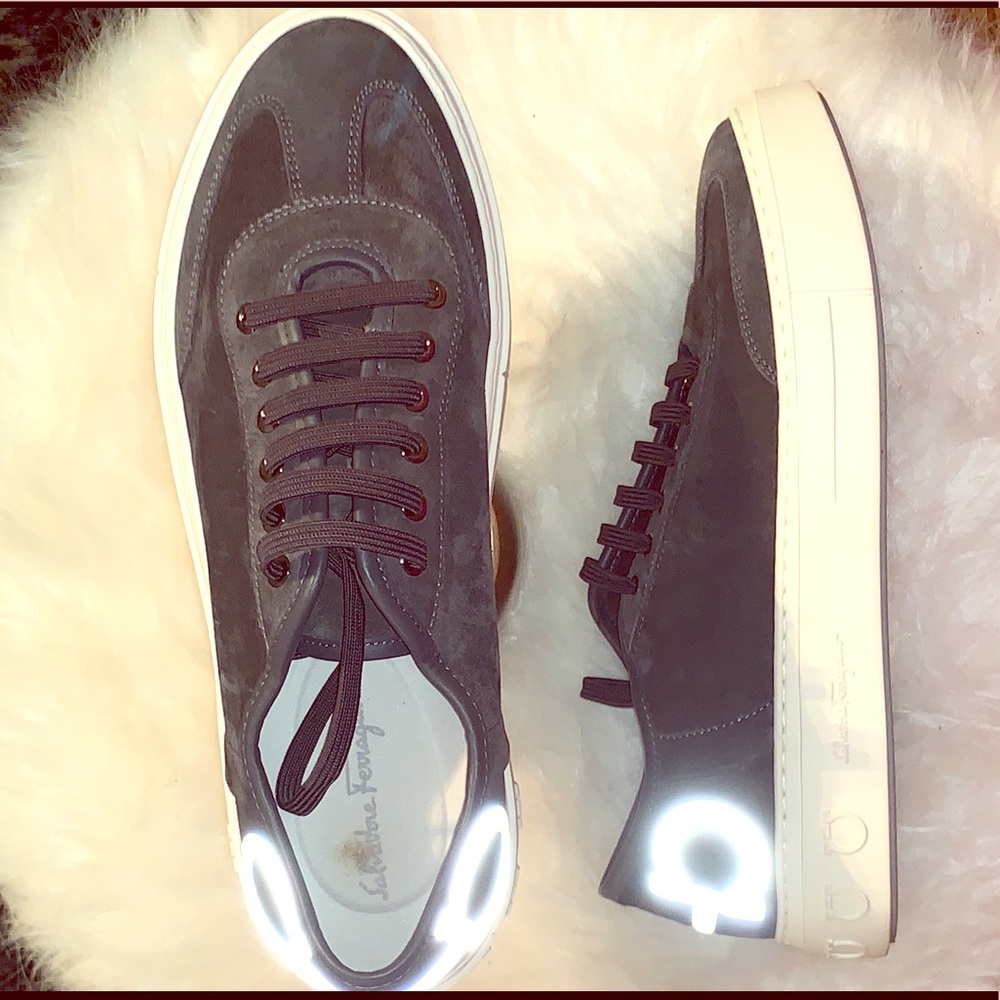 SALVATORE FERRAGAMO GREY DRESS SNEAKER REFLECTING